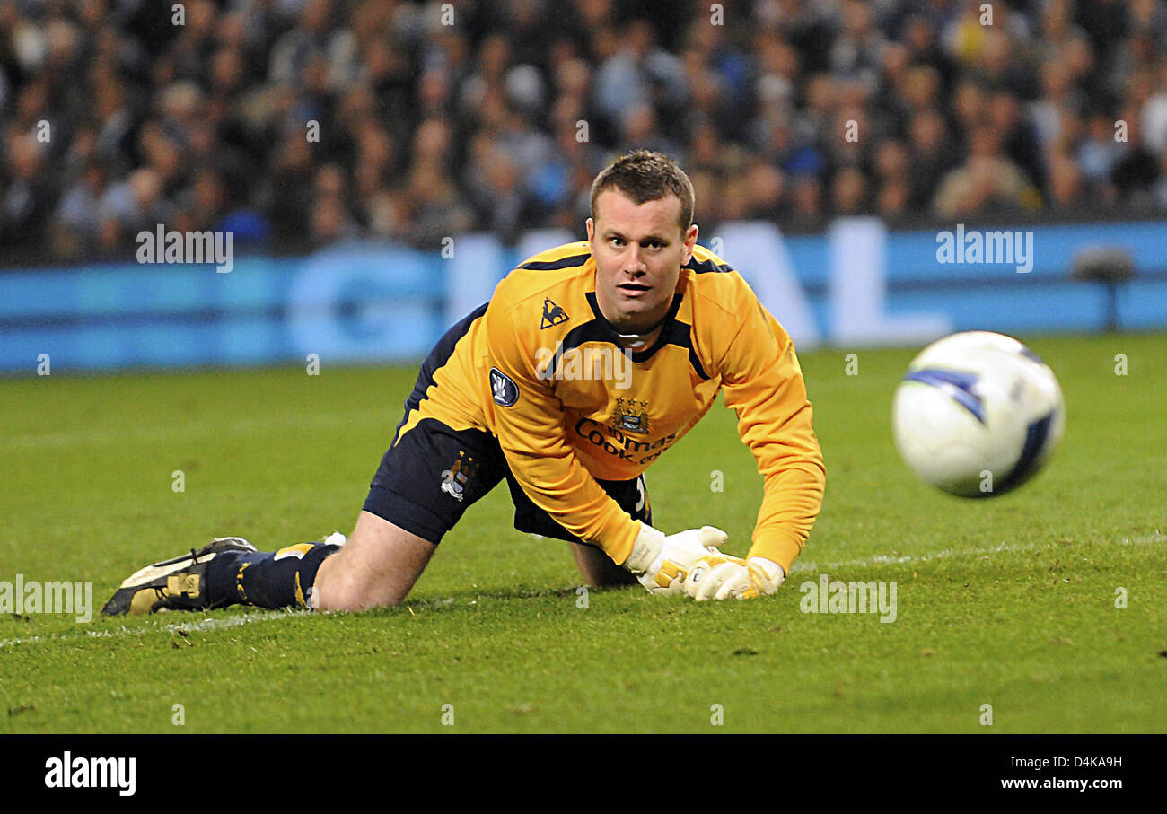 Manchester City?s goalie Shay Given pictured during the UEFA Cup quarter finals match Manchester City vs SV Hamburg at City of Manchester stadium in Manchester, United Kingdom, 16 April 2009. Manchester City defeated SV Hamburg 2-1. Photo: Marcus Brandt Stock Photo