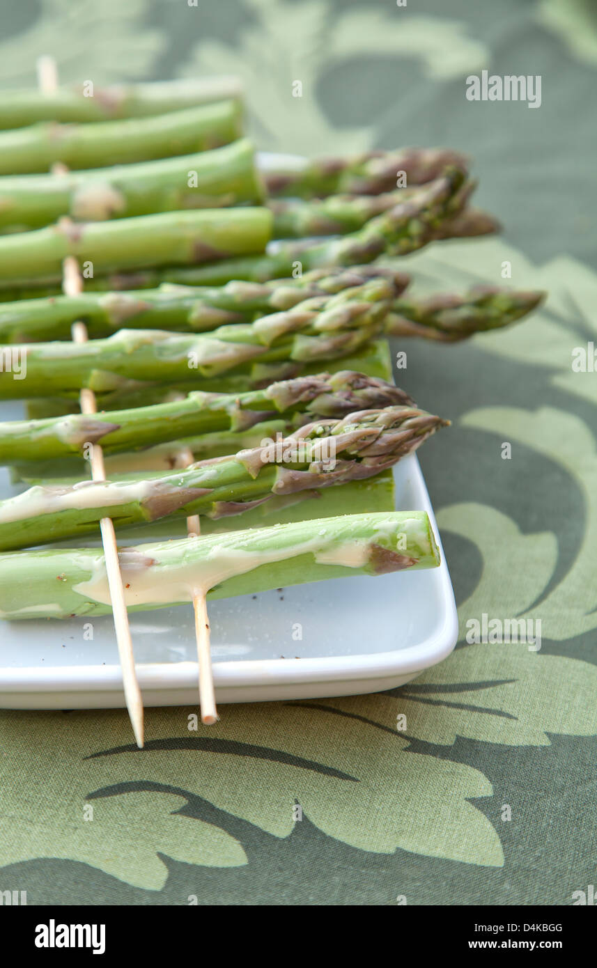 Asparagus crowns hires stock photography and images Alamy