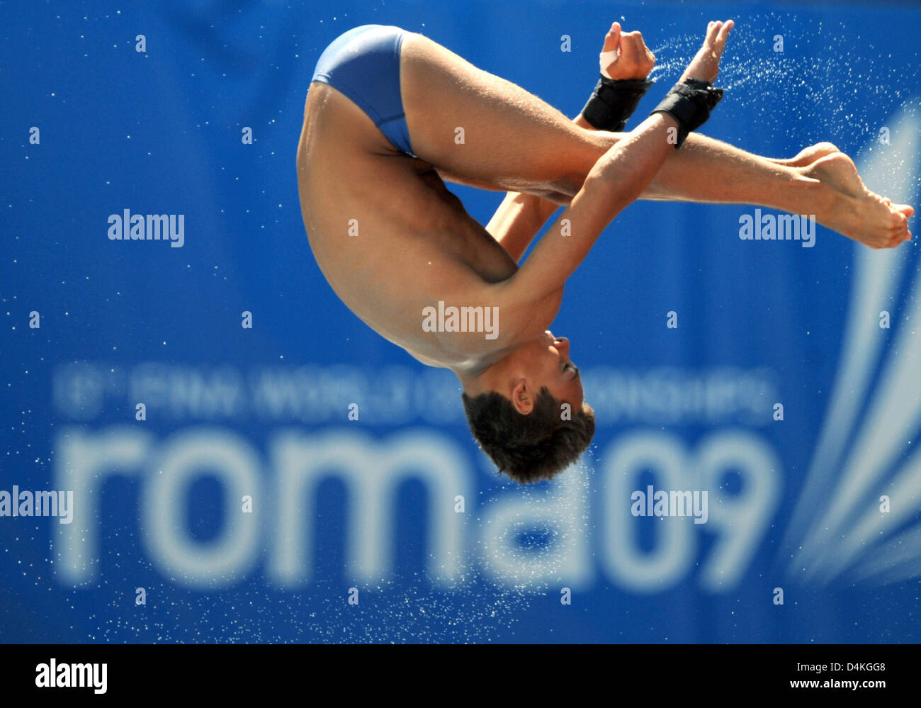 Great Britain?s Thomas Daley dives off the 10m board at the FINA World Championships in Rome, Italy, 21 July 2009. Photo: MARCUS BRANDT Stock Photo