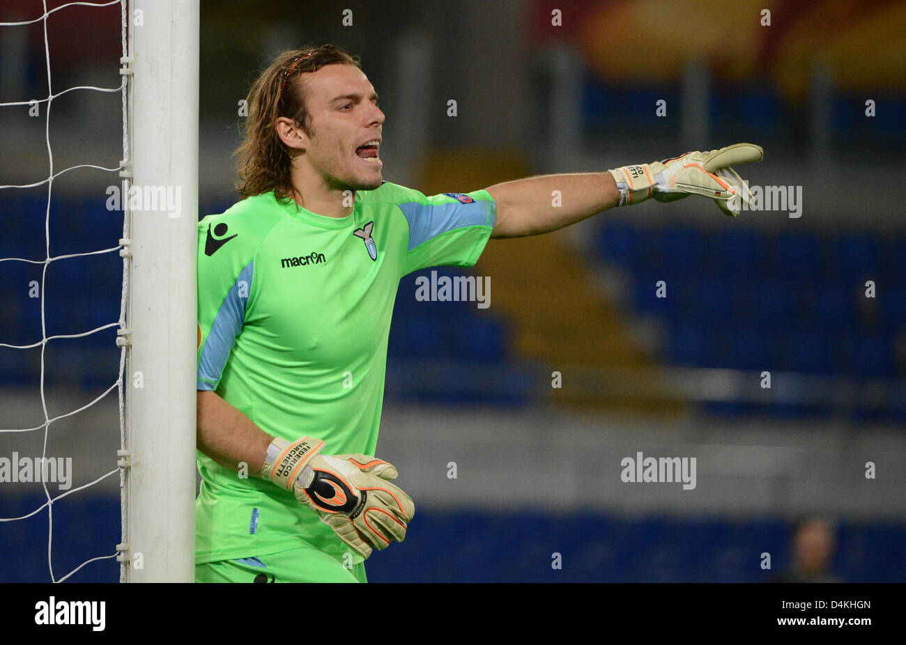 Lazio's goalkeeper Federico Marchetti reacts during the UEFA Europa League Round of 16 second leg soccer match between Lazio Rome and VfB Stuttgart at Stadio Olimpico in Rome, Italy, 14 March 2013. Foto: Marijan Murat/dpa Stock Photo