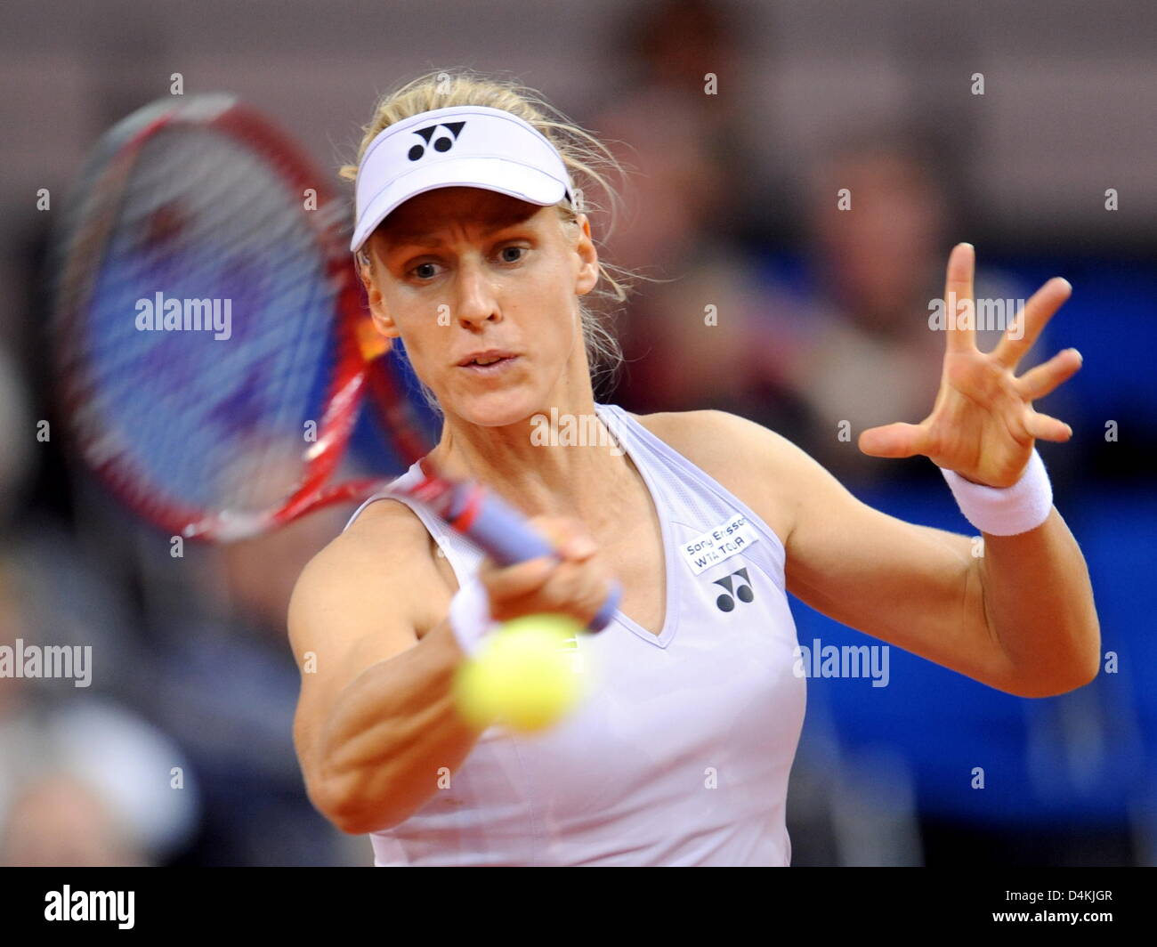 Russia?s Elena Dementieva returns a forehand to Hungary?s Agnes Szavay during their match at the Porsche Tennis Grand Prix in Stuttgart, Germany, 30 April 2009. Photo: BERND WEISSBROD Stock Photo