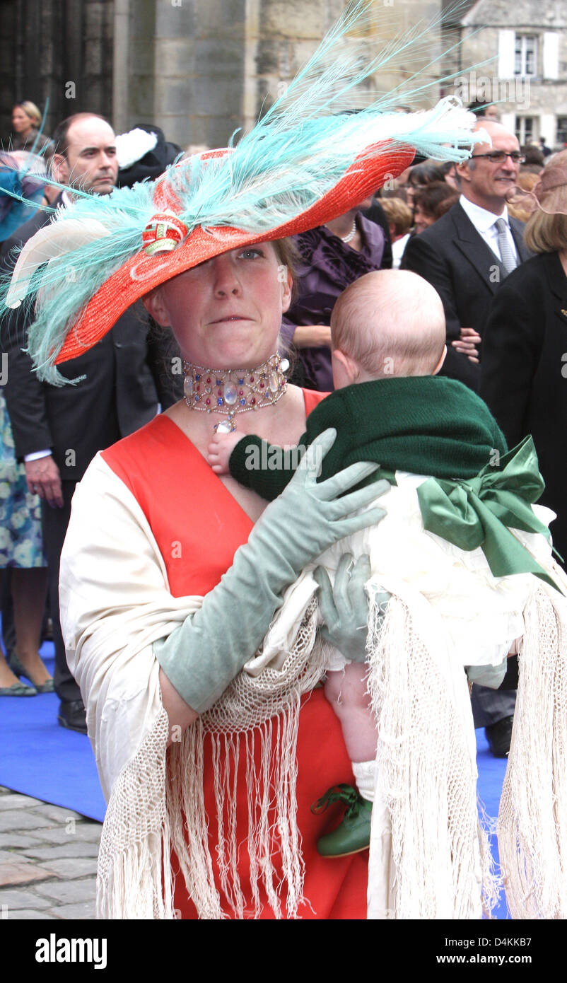 Sarah Kildine (nee Sambucy de attends the church wedding of