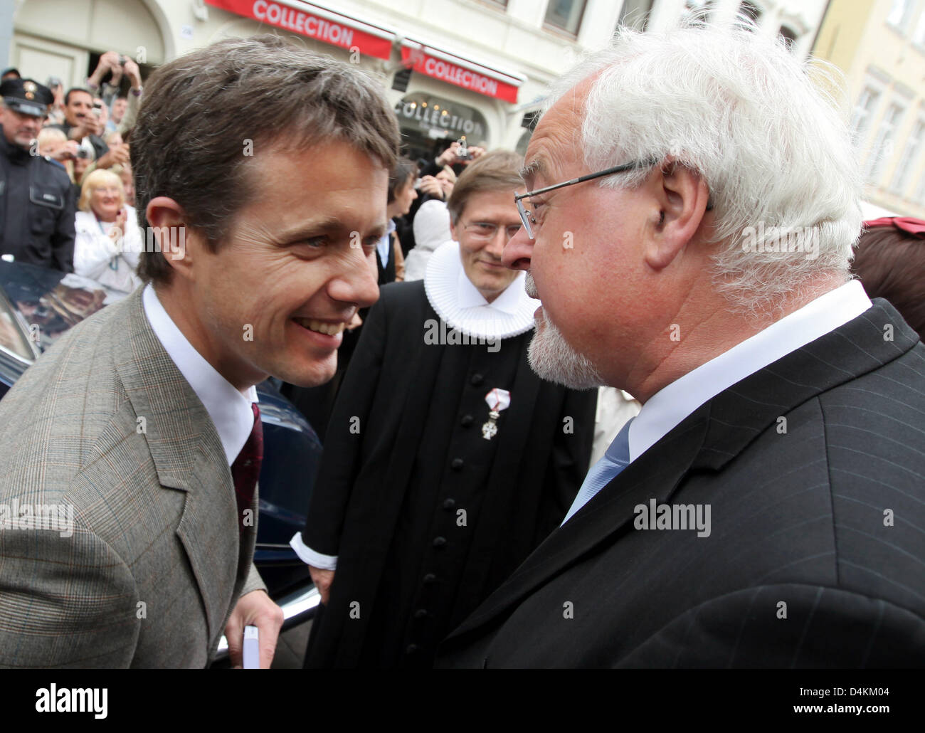 Danish Crown Prince Frederik (L) talks to SchleswigHolstein?s Prime