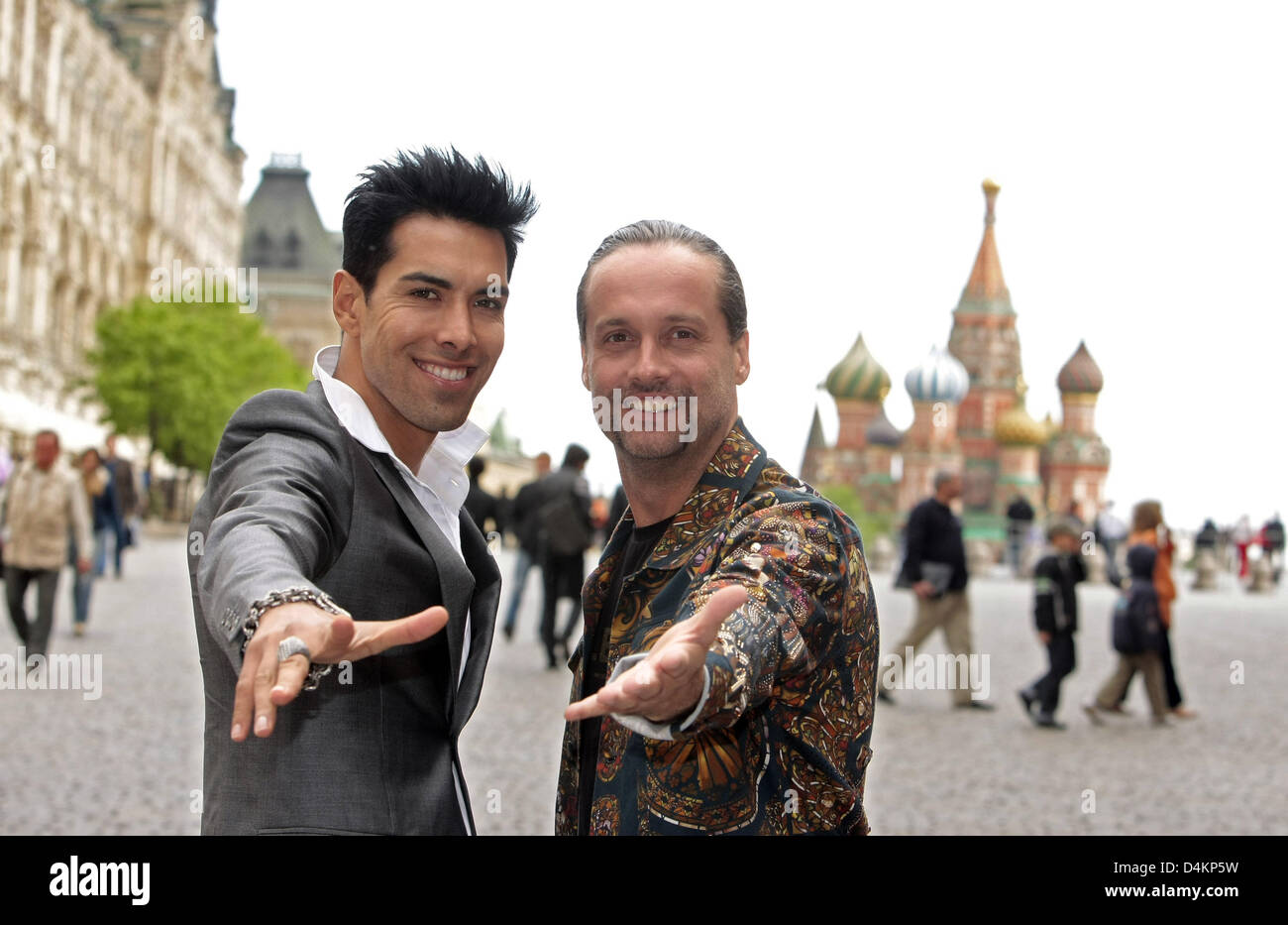 US musical singer Oscar Loya (L) and German producer Alex Christensen