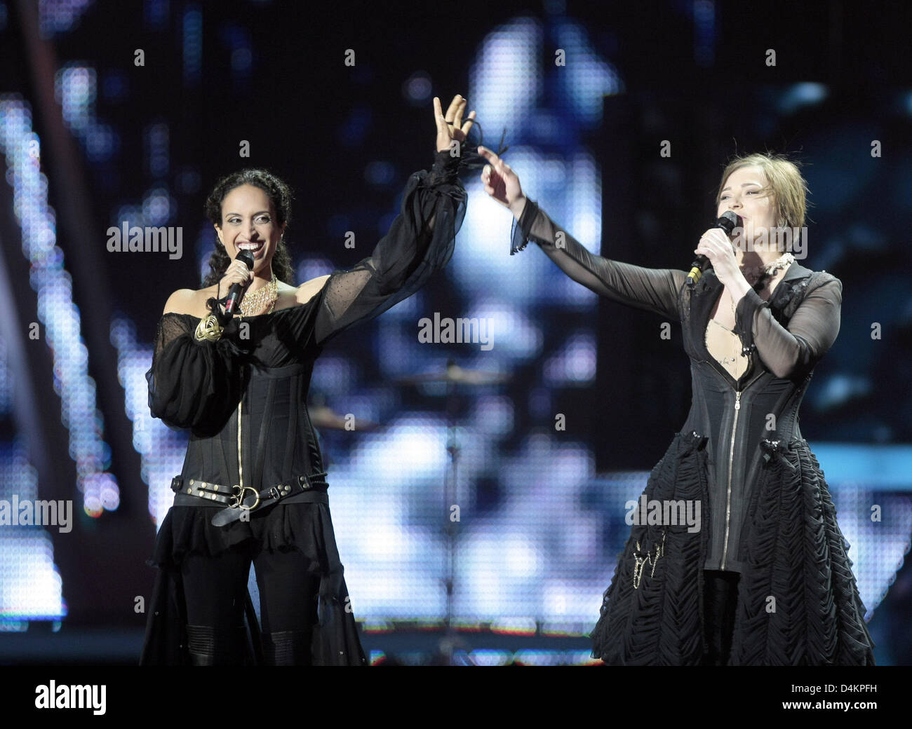 Noa L And Mira Awad R Representing Israel In The 09 Eurovision Song Contest Perform The Song There Must Be Another Way During Dress Rehearsal In Moscow Russia 15 May 09 The