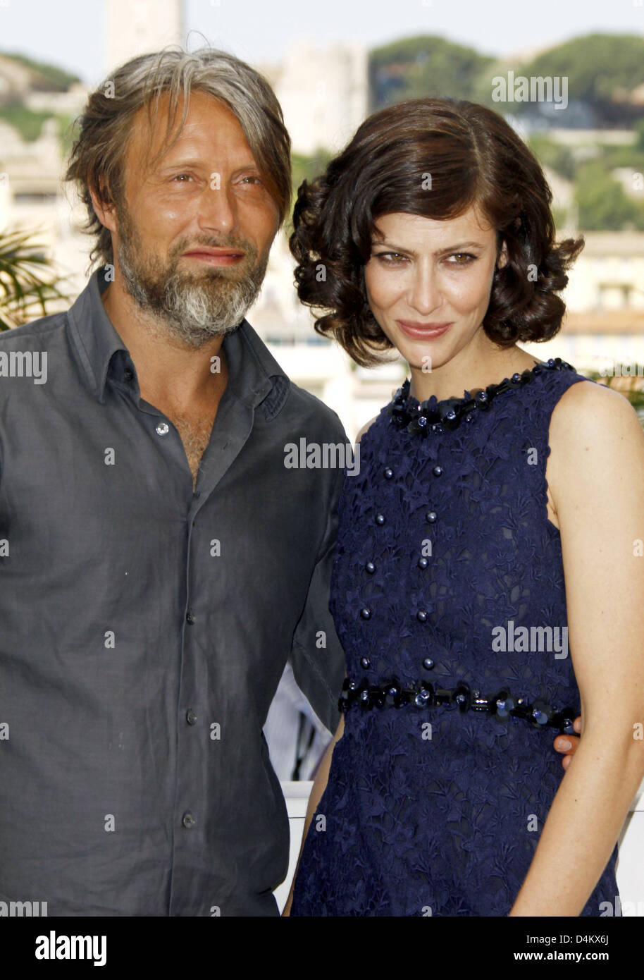 Danish actor Mads Mikkelsen and French actress Anna Mouglalis attend a  photo call for the film ?Coco Chanel & Igor Stravinsky? which runs out of  competition at the 62nd Cannes Film Festival