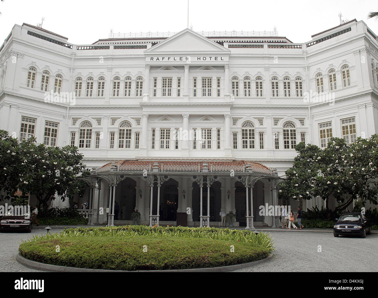 Singapore legendary hotel hi-res stock photography and images - Alamy