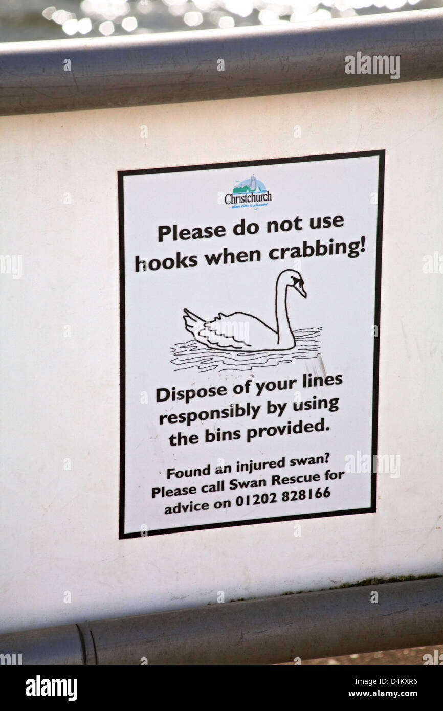 Please do not use hooks when crabbing sign at Mudeford beach Stock Photo