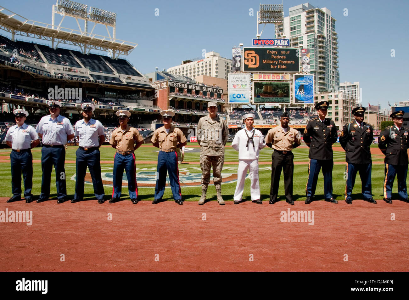 Padres military appreciation day hi-res stock photography and images - Alamy