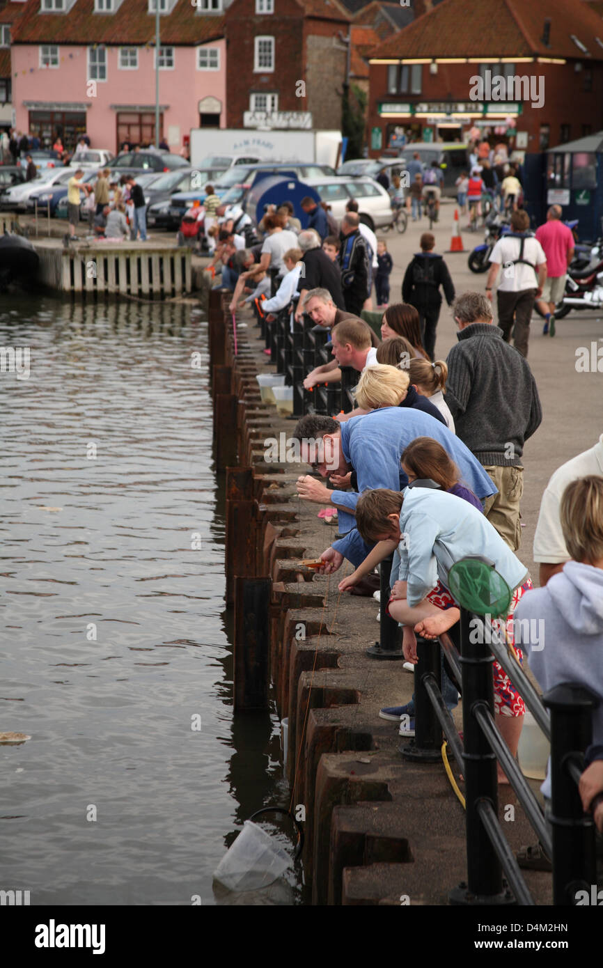 crab fishing from harbor Stock Photo Alamy