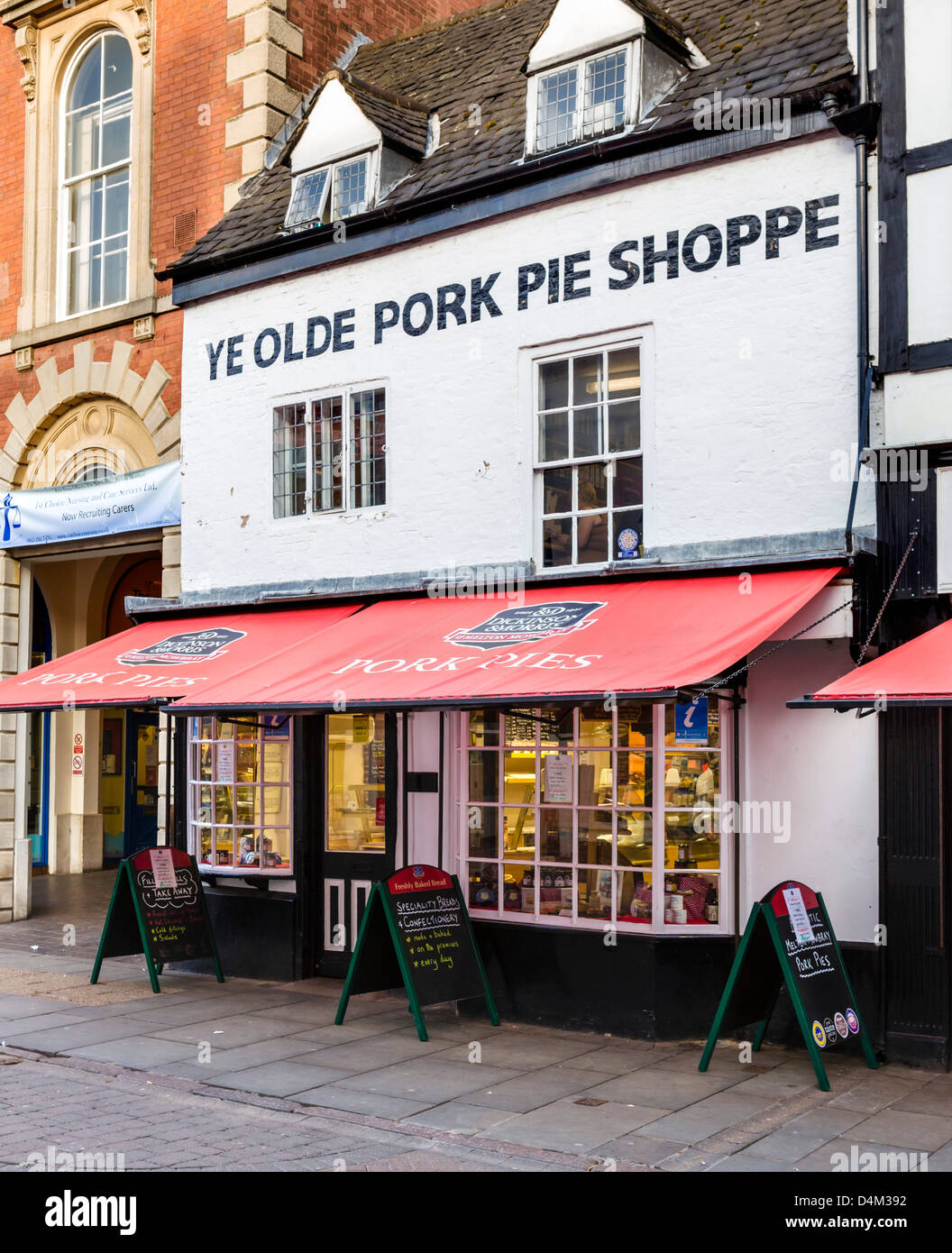 Ye Olde Pie Shoppe (Dickinson and Morris) on Nottingham Street in Melton Mowbray, Leicestershire, UK Stock Photo