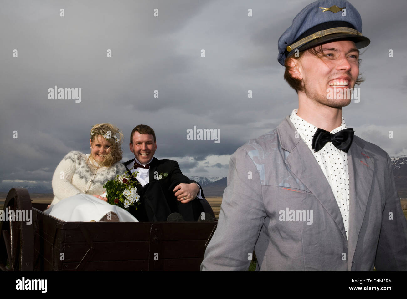 Happy newlyweds standing head hi-res stock photography and images - Alamy