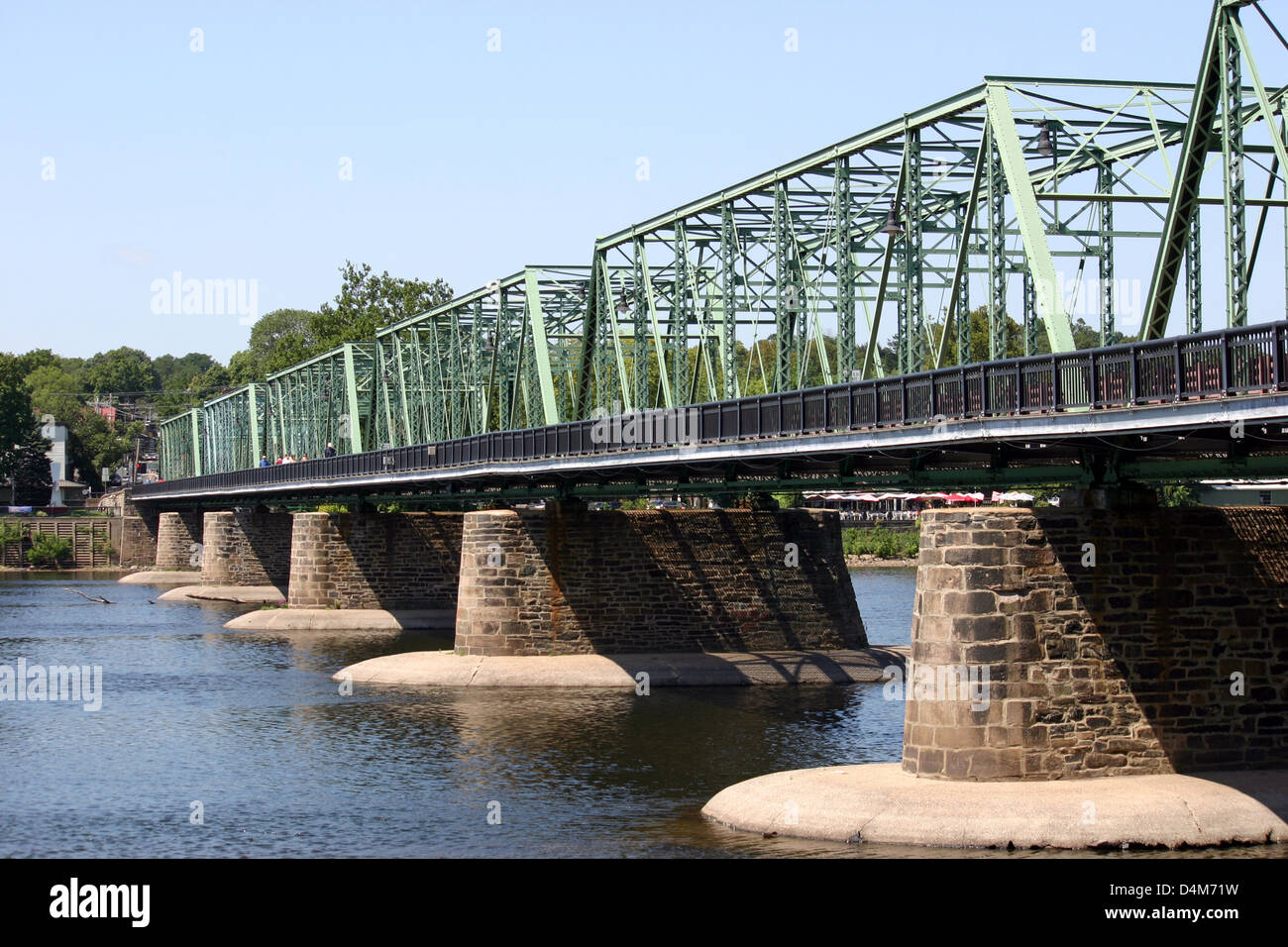 A bridge crossing over the Delaware River Stock Photo