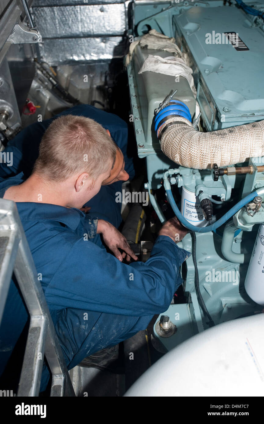 Response boat medium hires stock photography and images Alamy