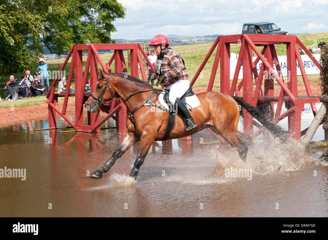 Ian at the water jump, Gillespie Macandrew Hopetoun House Horse