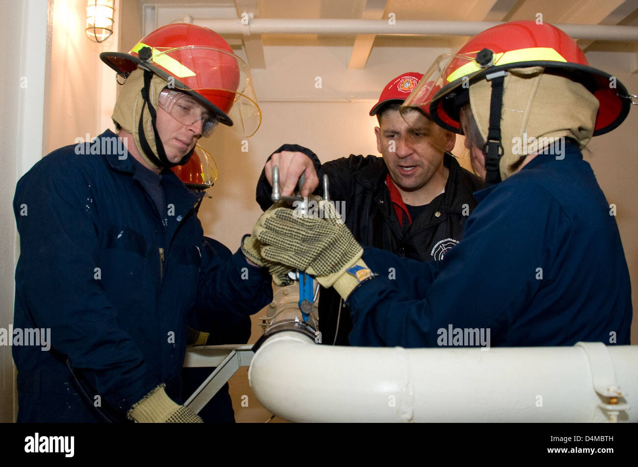 Bertholf crew attends damage control school in San Diego Stock Photo ...