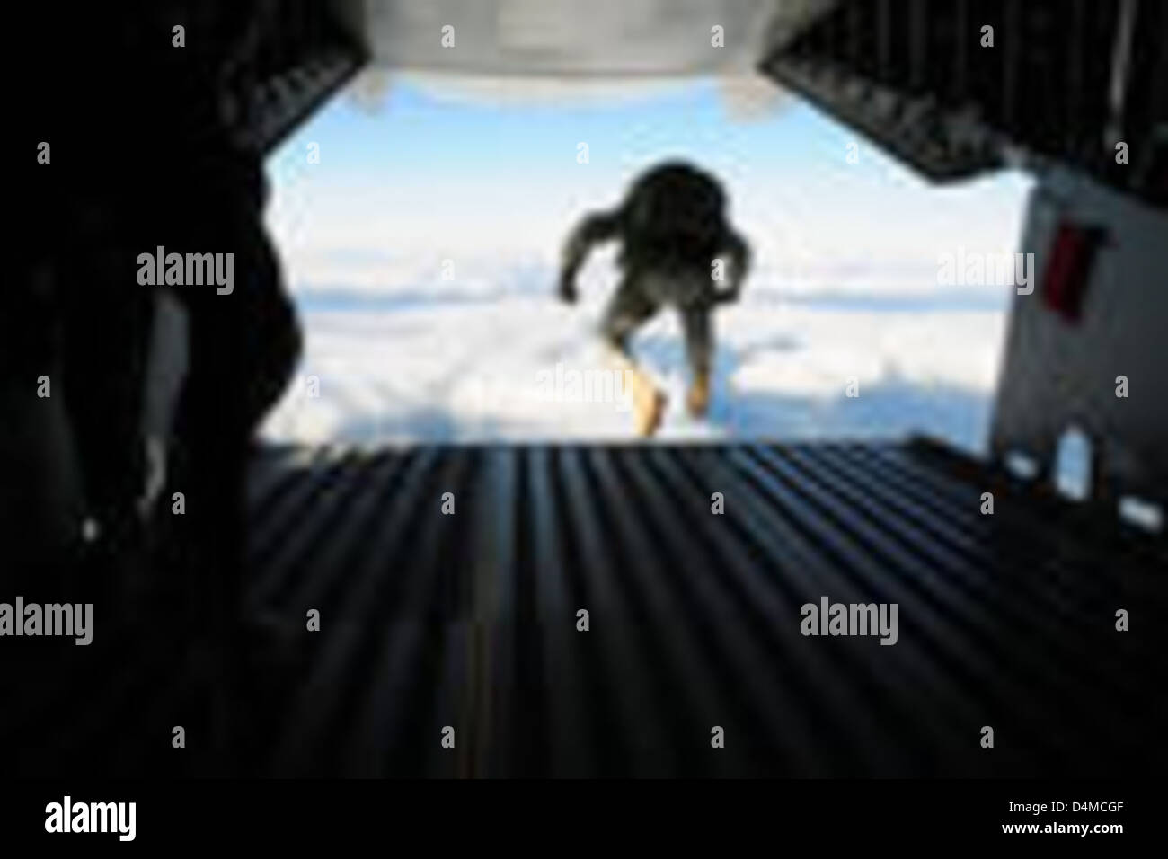 all red forces size 7