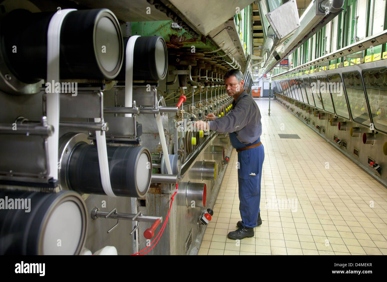 Dormagen, Germany, Dralon GmbH, acrylic fiber production in spinning