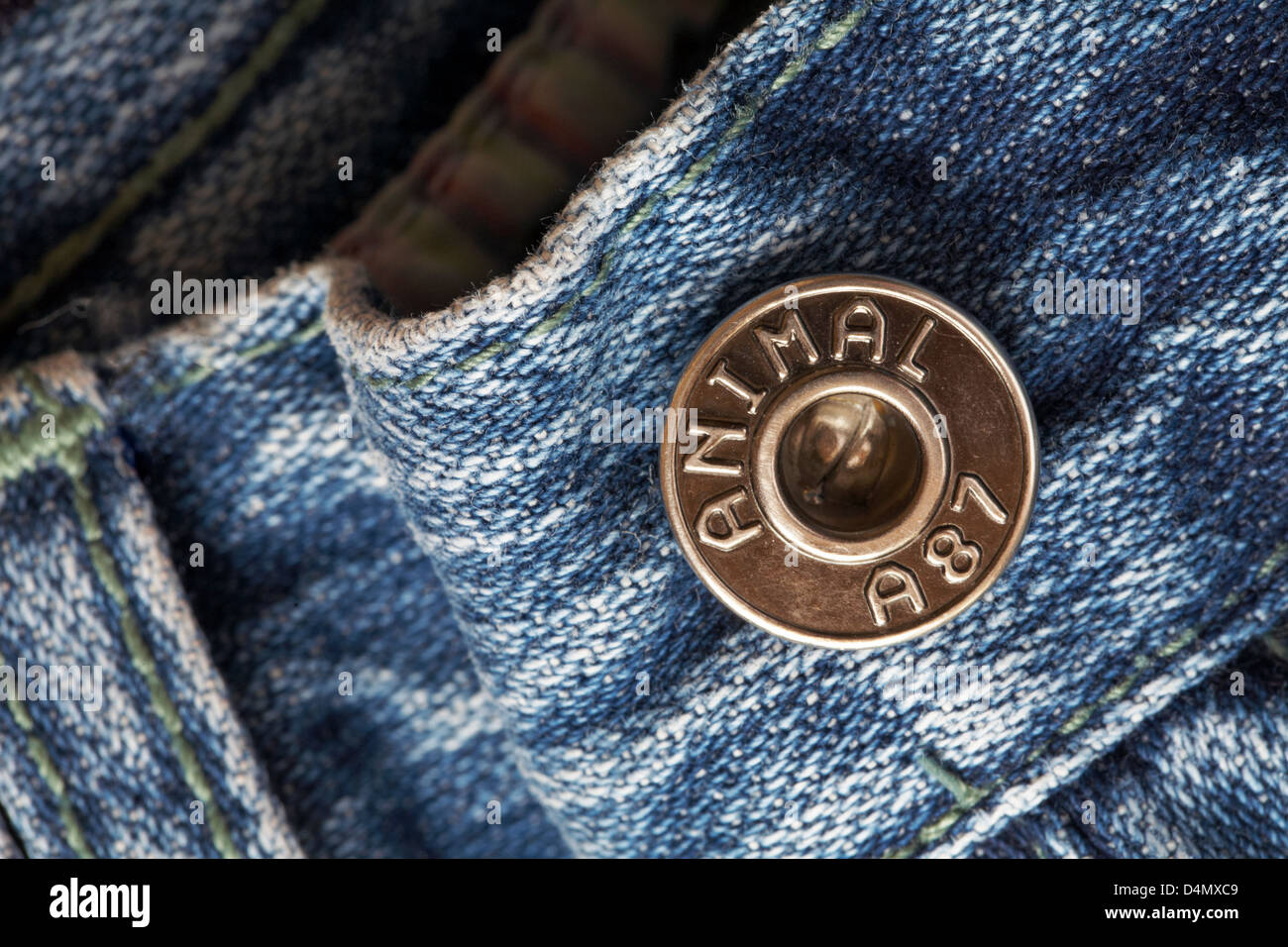 wrangler jeans buttons