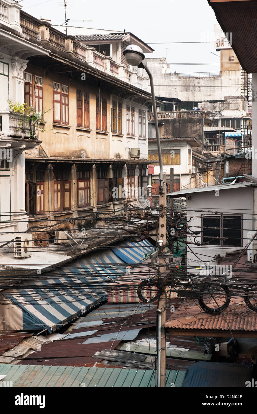 Bangkok, Thailand, old houses in Chinatown Stock Photo Alamy