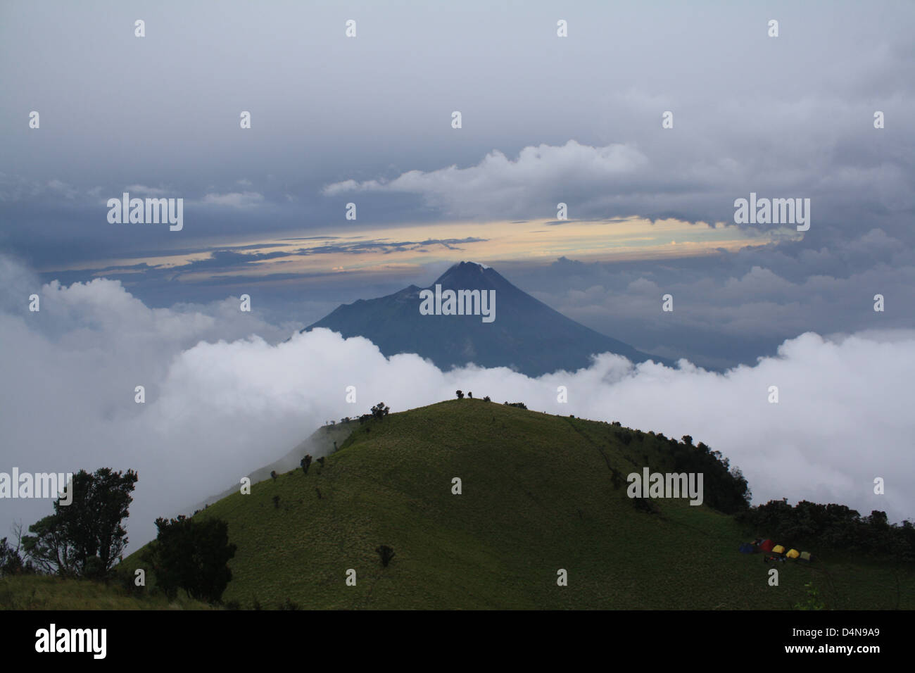 Natural mountain hi-res stock photography and images - Alamy