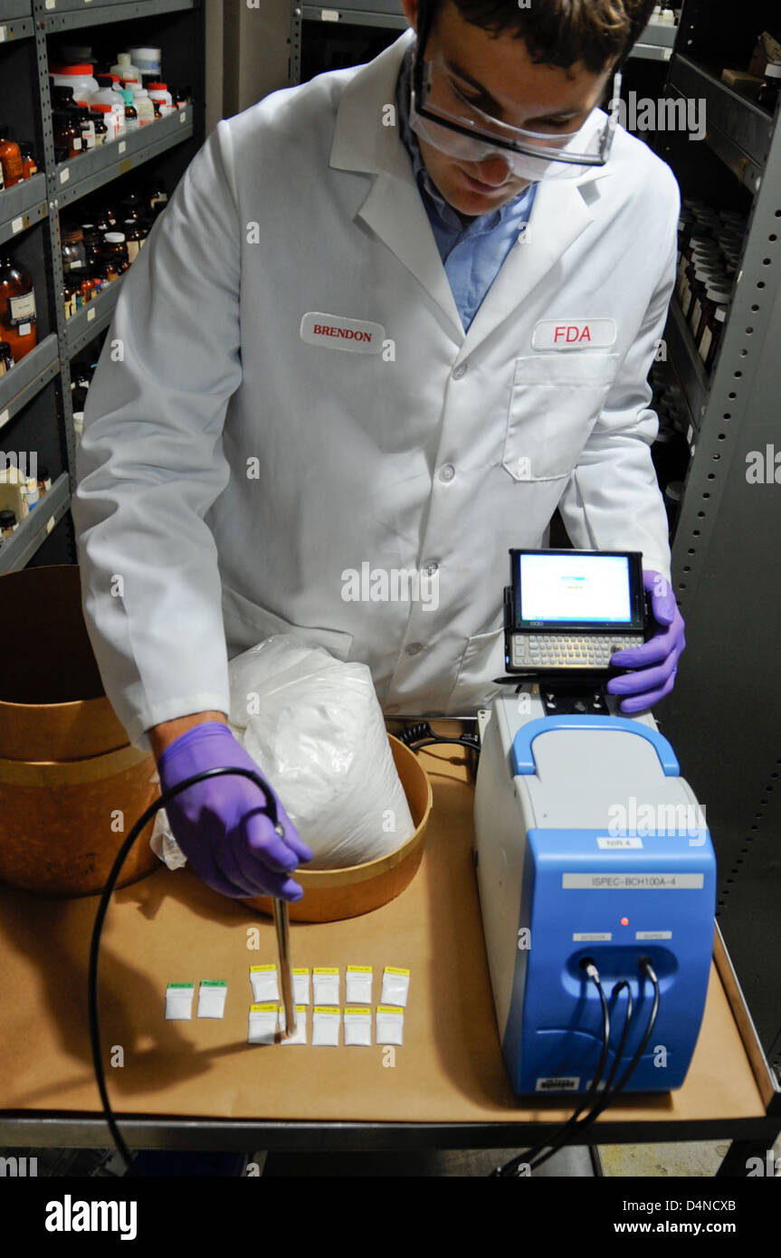 Safetyreview hires stock photography and images Alamy