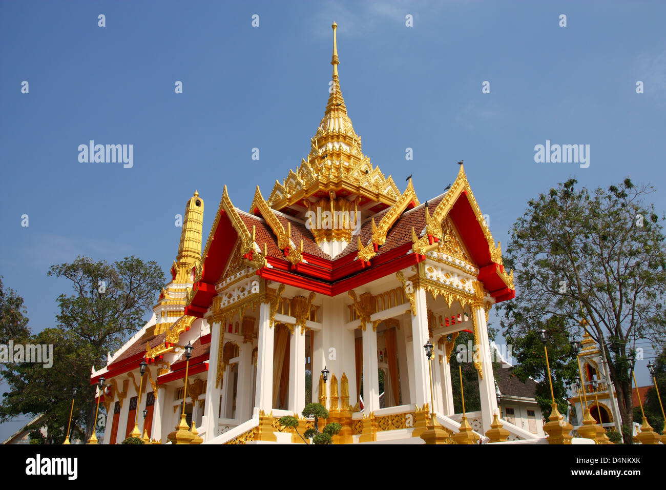 Thai Buddhist temple in Kanchanaburi, Thailand. Golden architecture Stock Photo Alamy