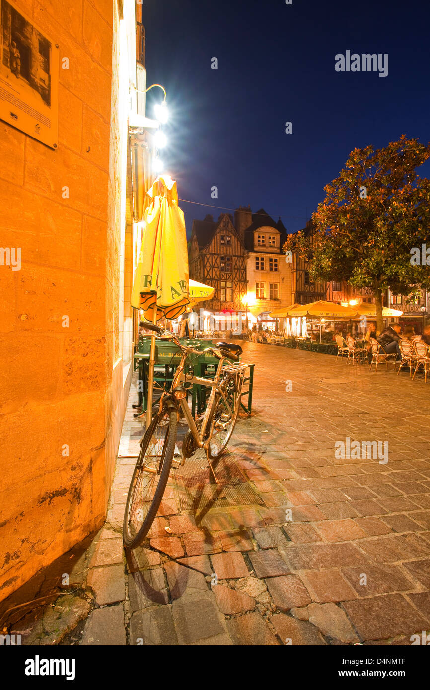 People enjoying an evening at Place Plumereau in Vieux Tours. Stock Photo