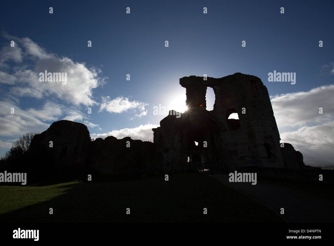 Denbigh castle 14th century hi-res stock photography and images - Alamy
