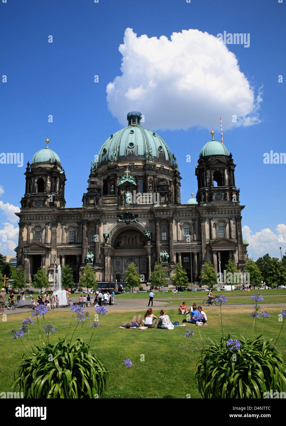 Berlin, Berliner Dom, cathedral with Lustgarten, Germany Stock Photo