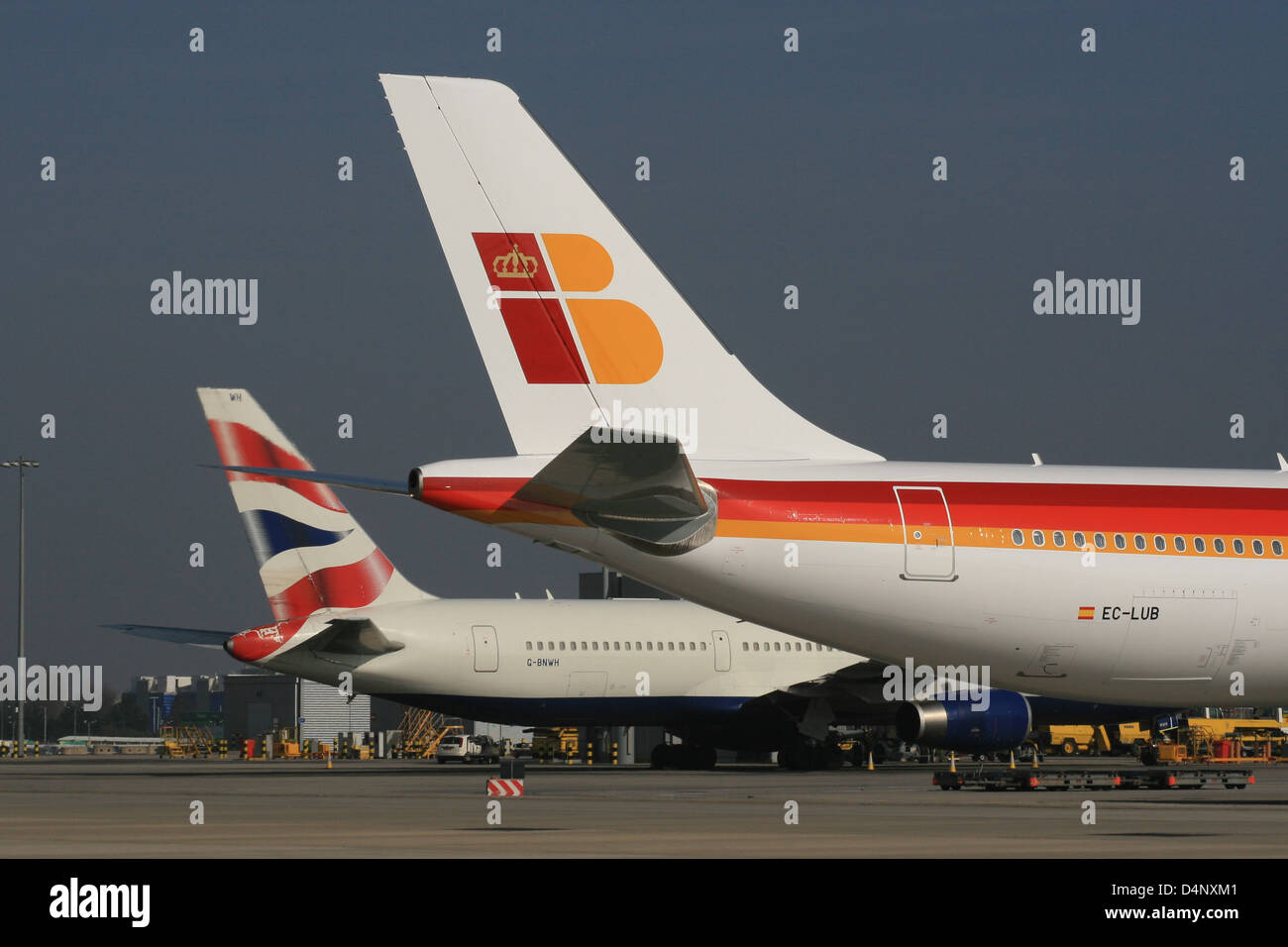 BRITISH AIRWAYS IBERIA INTERNATIONAL AIRLINES GROUP Stock Photo Alamy