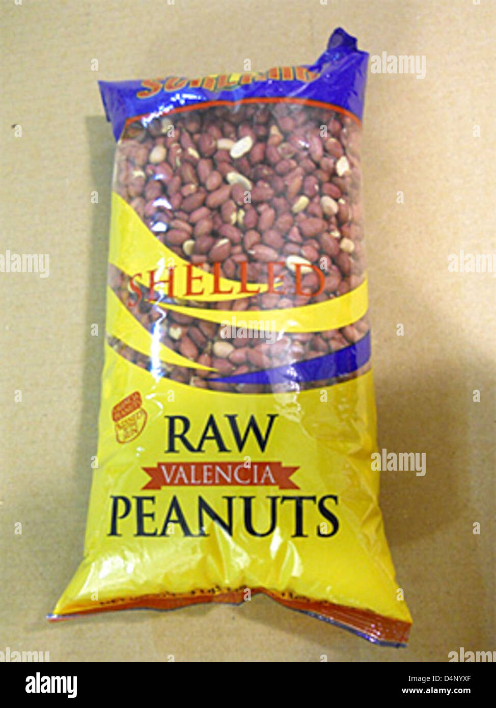 RECALLED Inshell and Shelled Peanuts Stock Photo Alamy