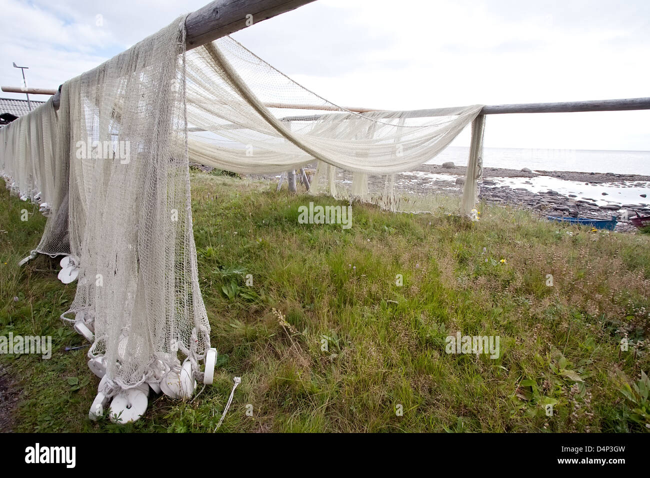Big fishing nets hi-res stock photography and images - Alamy