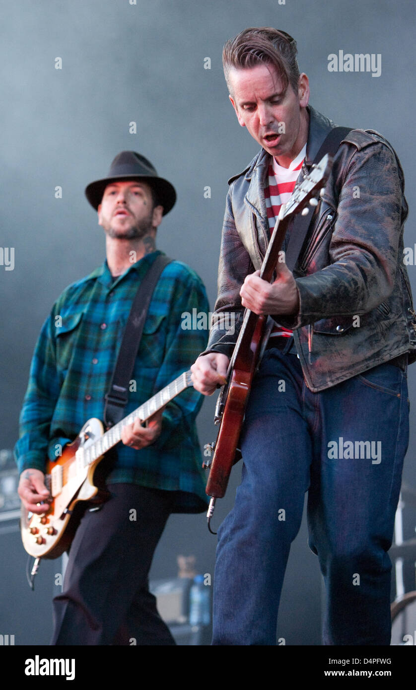 US punk band Social Distortion with lead singer Mike Ness (L US punk band Social Distortion with lead singer Mike Ness (L