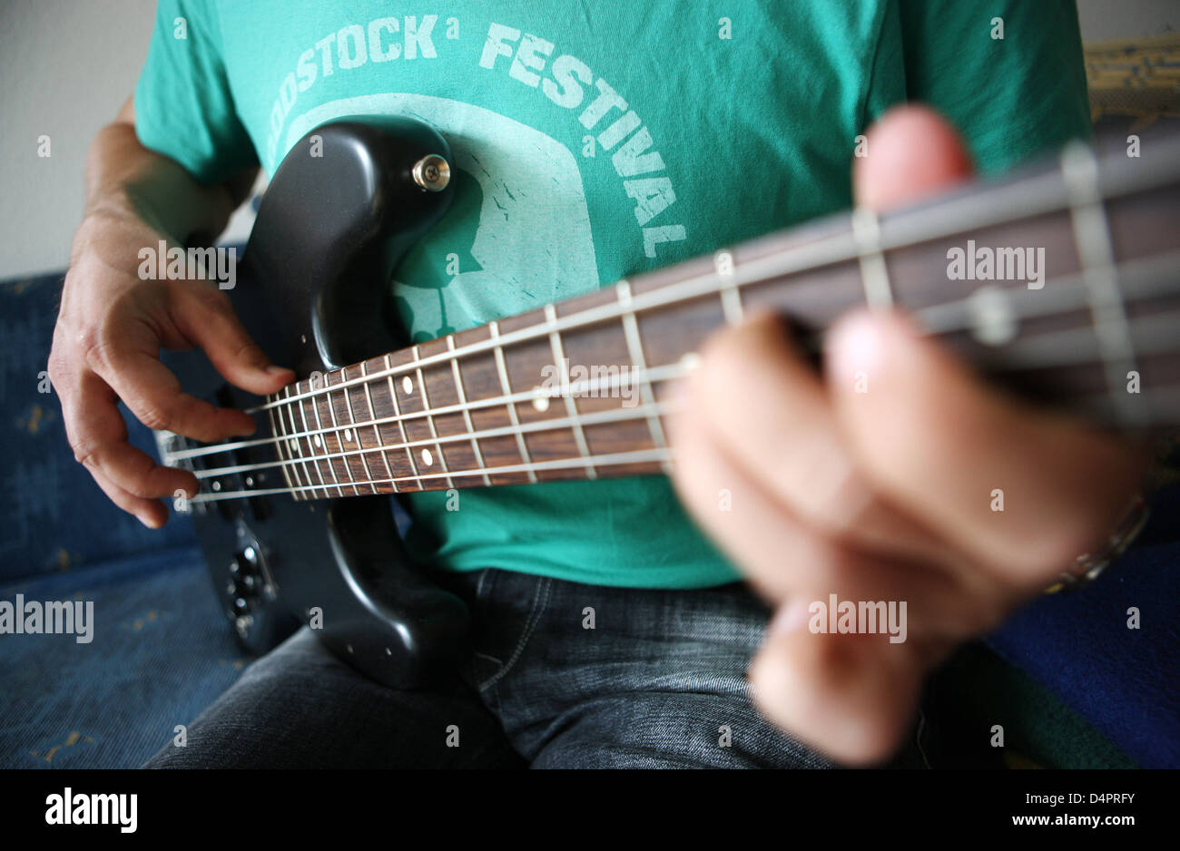 Fender Jazz Bass High Resolution Stock Photography and Images - Alamy