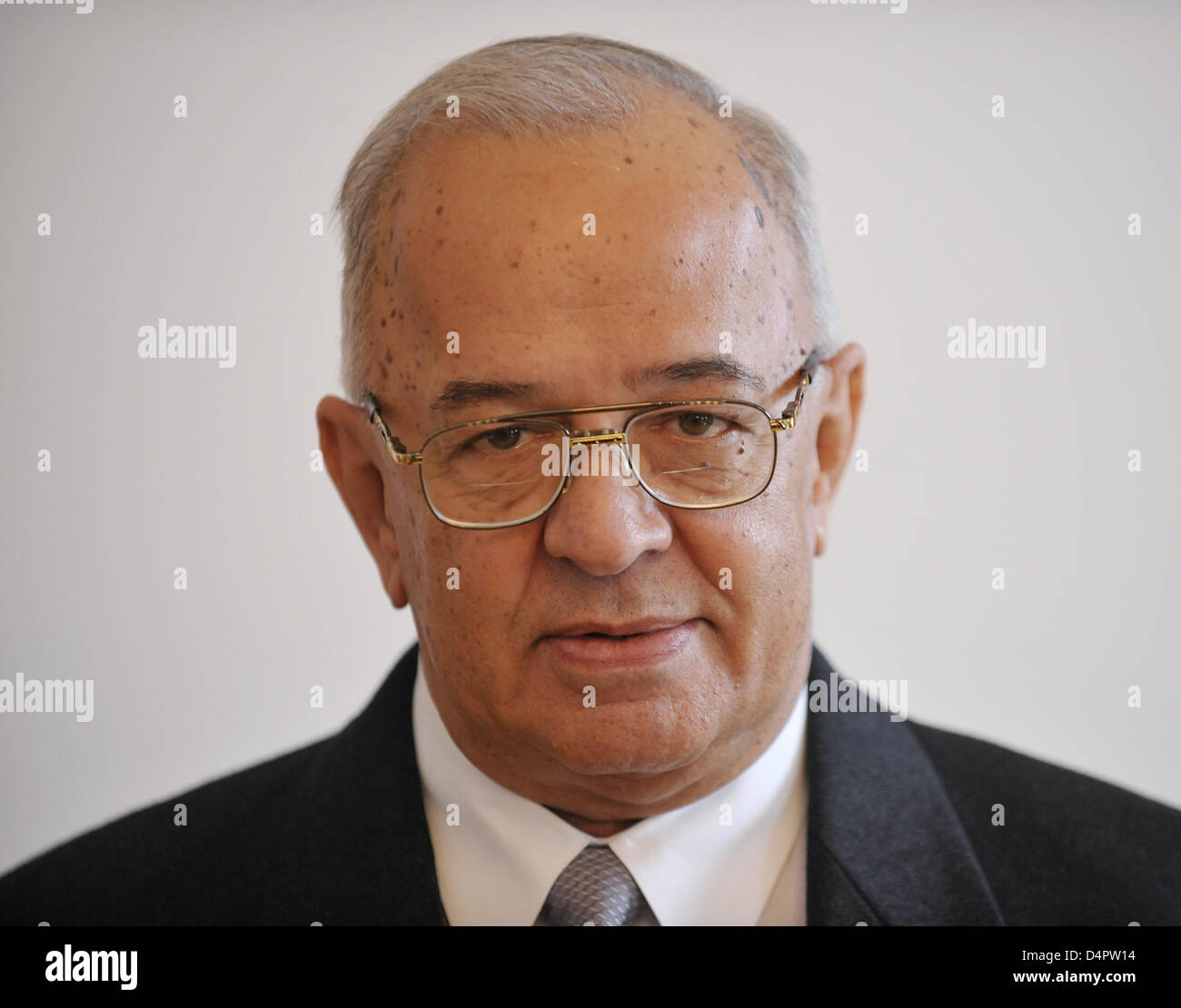 Francisco becerra hires stock photography and images Alamy