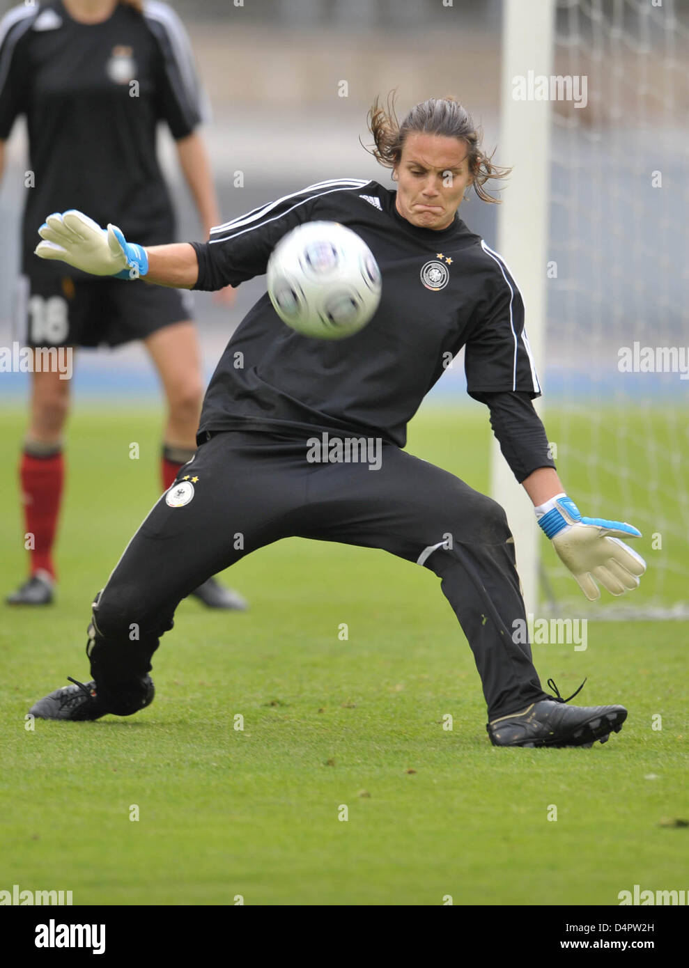 Nadine Angerer, goalkeeper of Germany?s national women?s soccer team ...