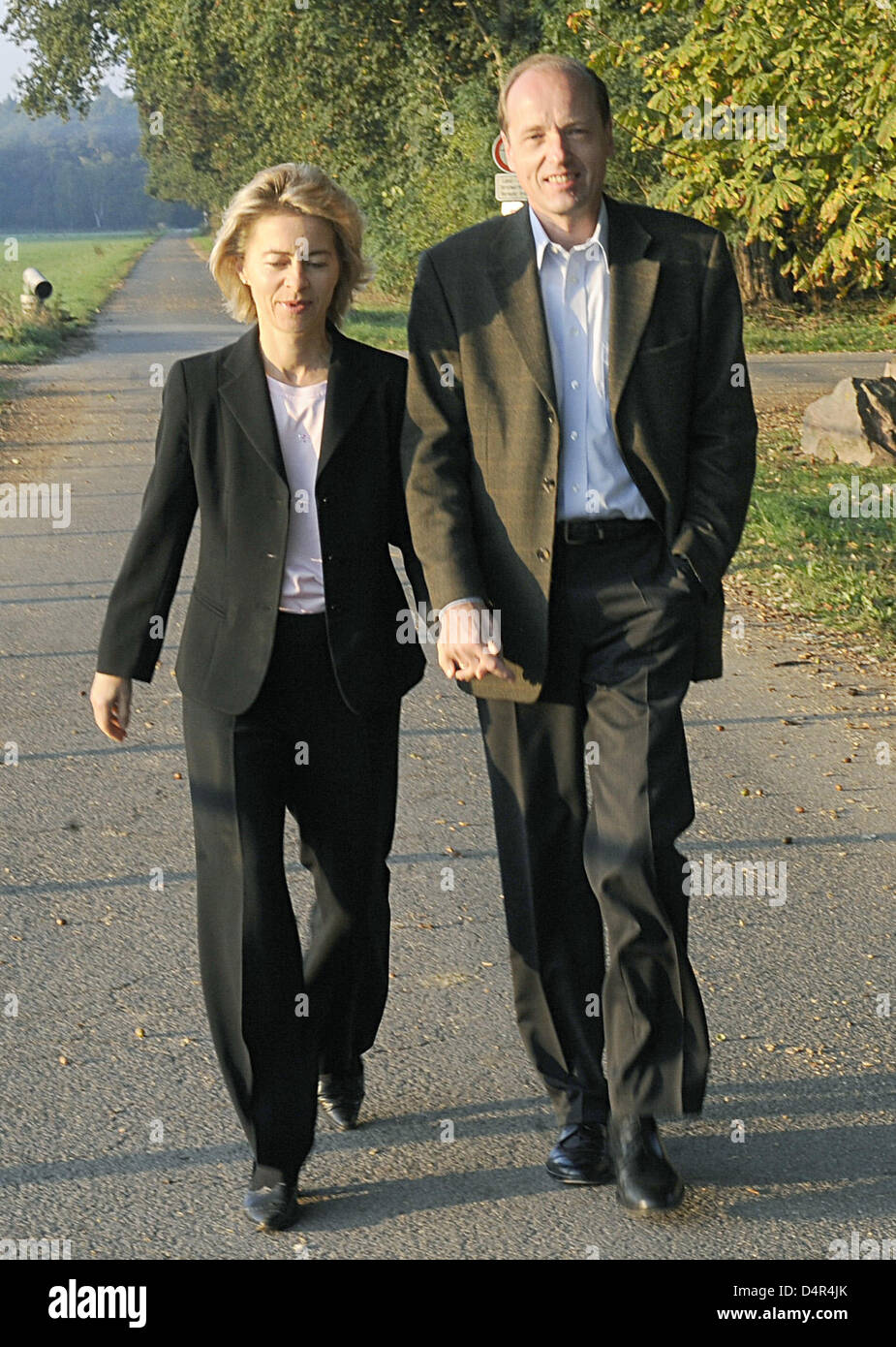 German Minister Of Family Ursula Von Der Leyen R And Her Husband Stock Photo Alamy