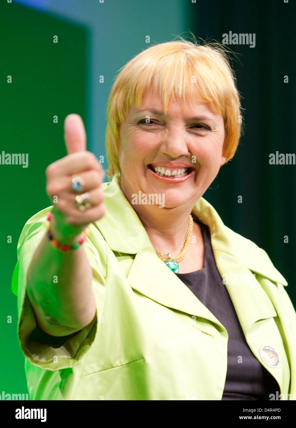 Claudia Roth, joint chairwoman of The Greens, delivers a speech after the first federal elections projection in Berlin, Germany, September 2009. Photo: Friso Gentsch Stock Photo