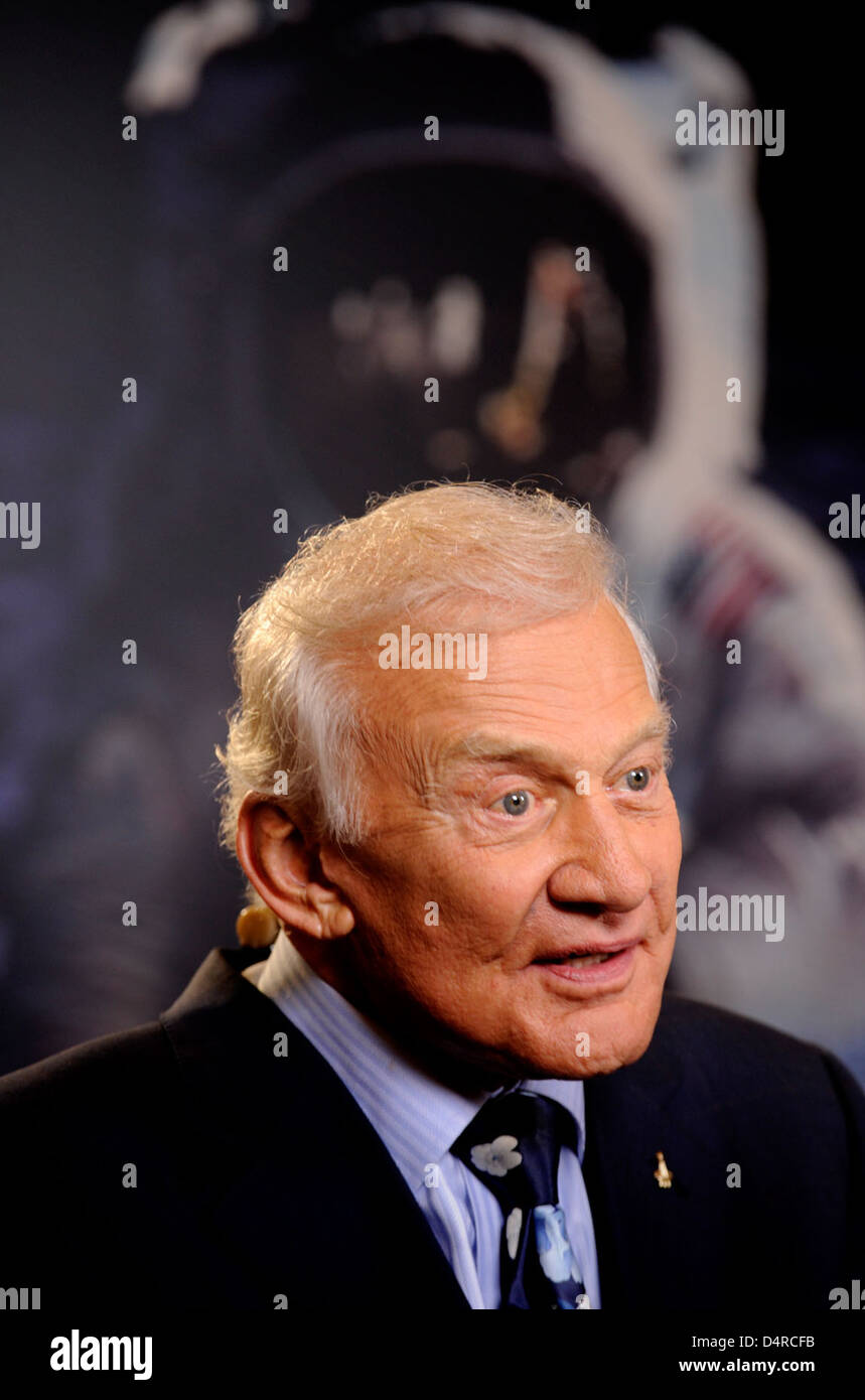 Apollo 40th anniversary hi-res stock photography and images - Alamy