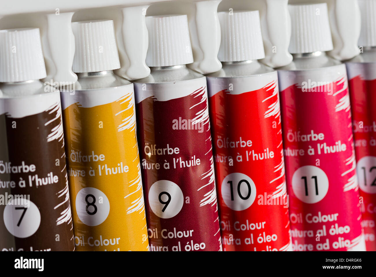 A range of basic oil painting tubes of paints Stock Photo Alamy