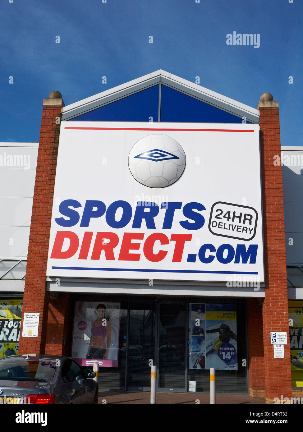 Sports direct shop in Crewe UK Stock Photo