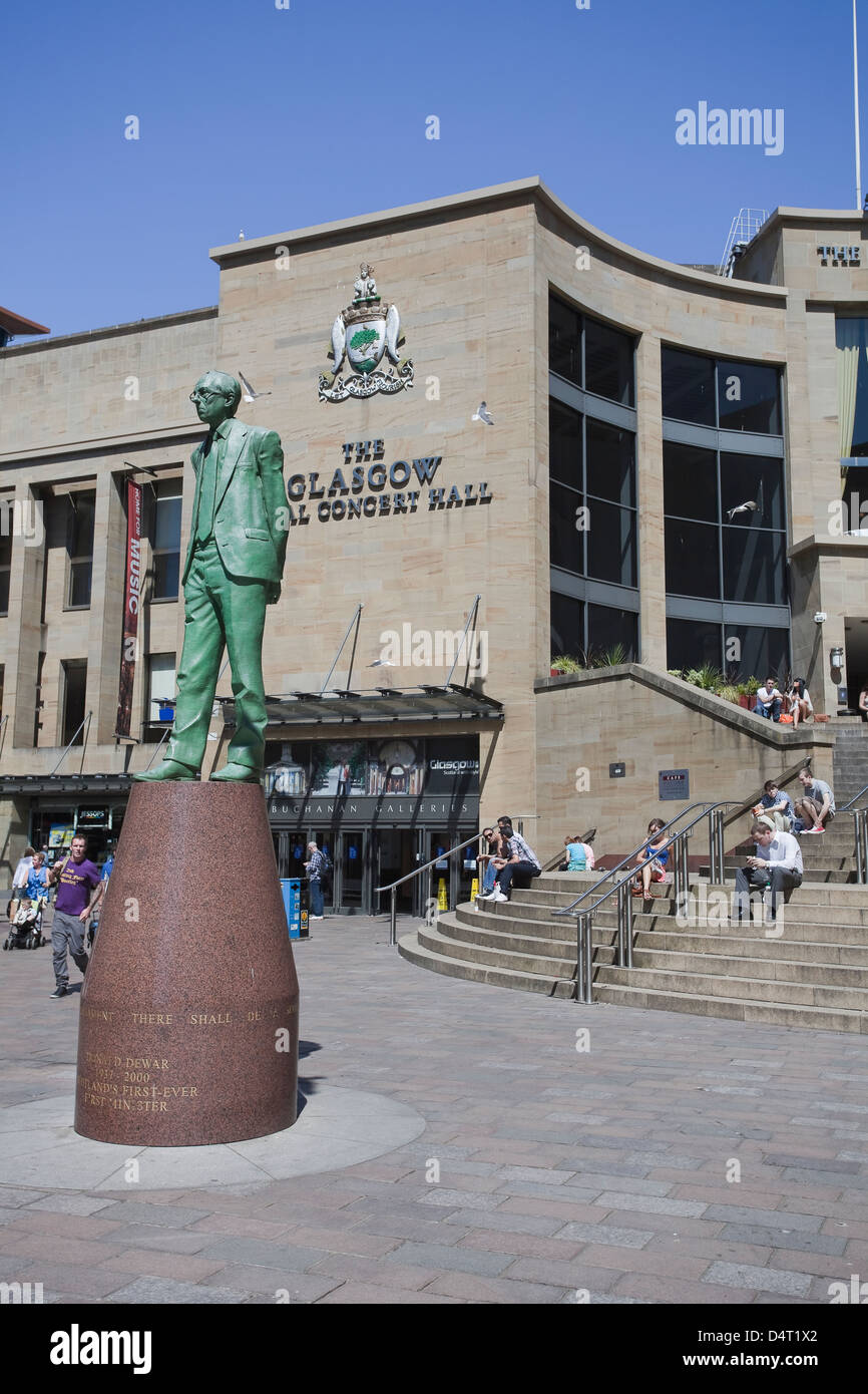 Donald Dewar statue in front of the Royal Concert hall Glasgow Stock