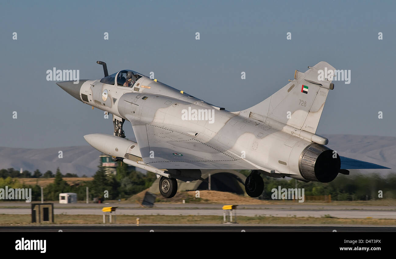 Dassault mirage 2000 9 united arab hi-res stock photography and images ...