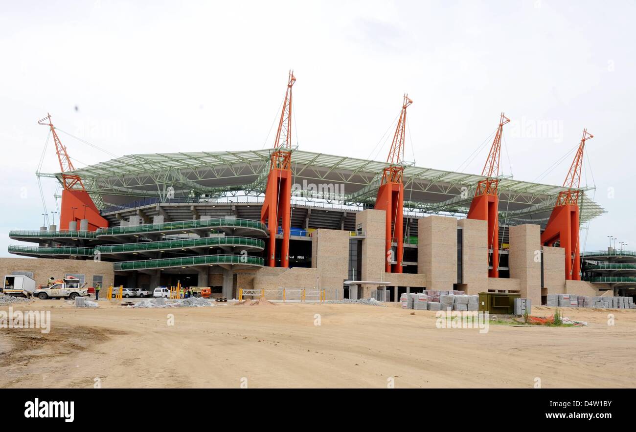 The construction works are in full swing at Mbombela Stadium in Nelspruit, South Africa, 09 December 2009. Photo: Bernd Weissbrod Stock Photo