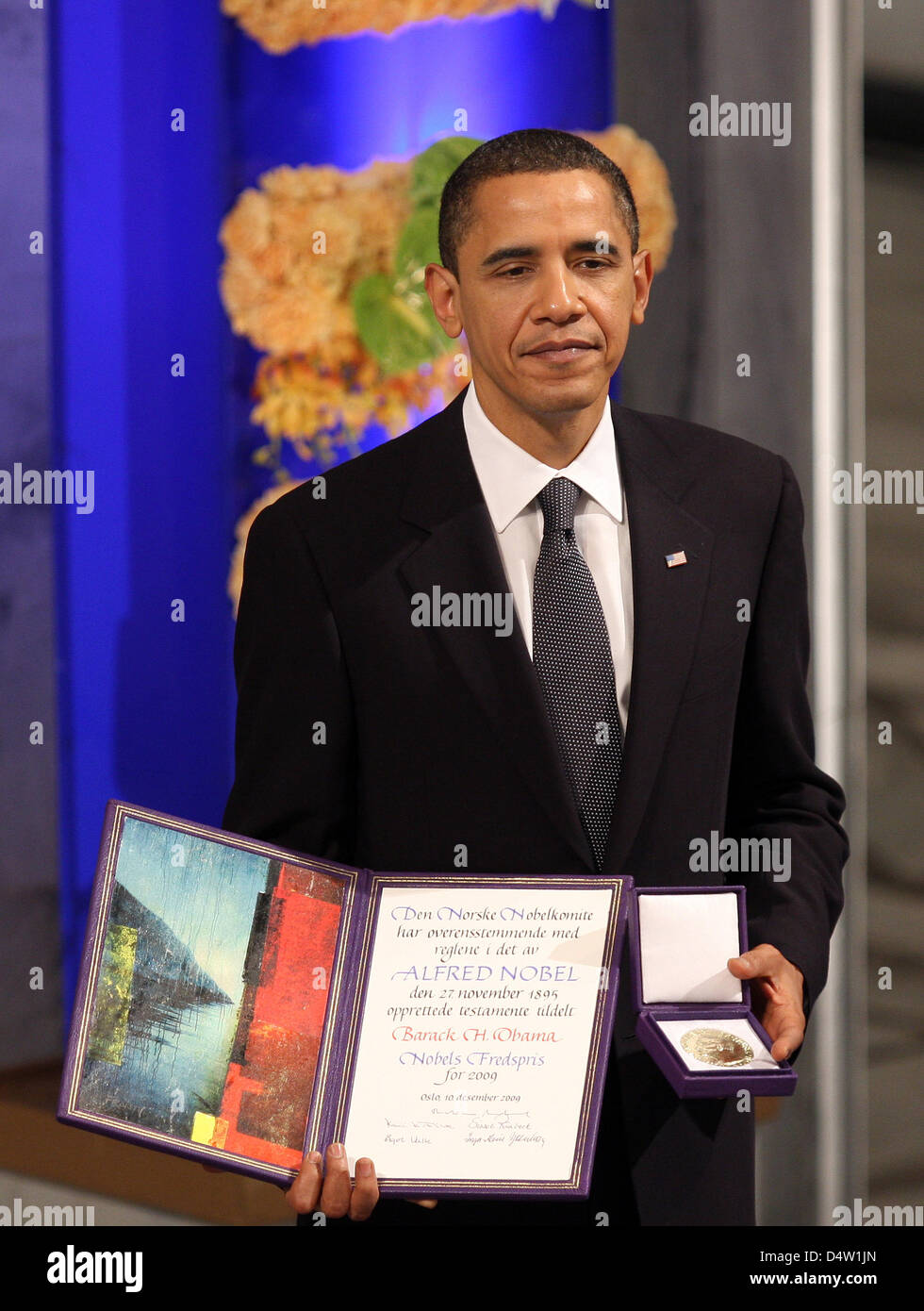 The Laureate Of The Nobel Peace Prize 2009 U S American President 