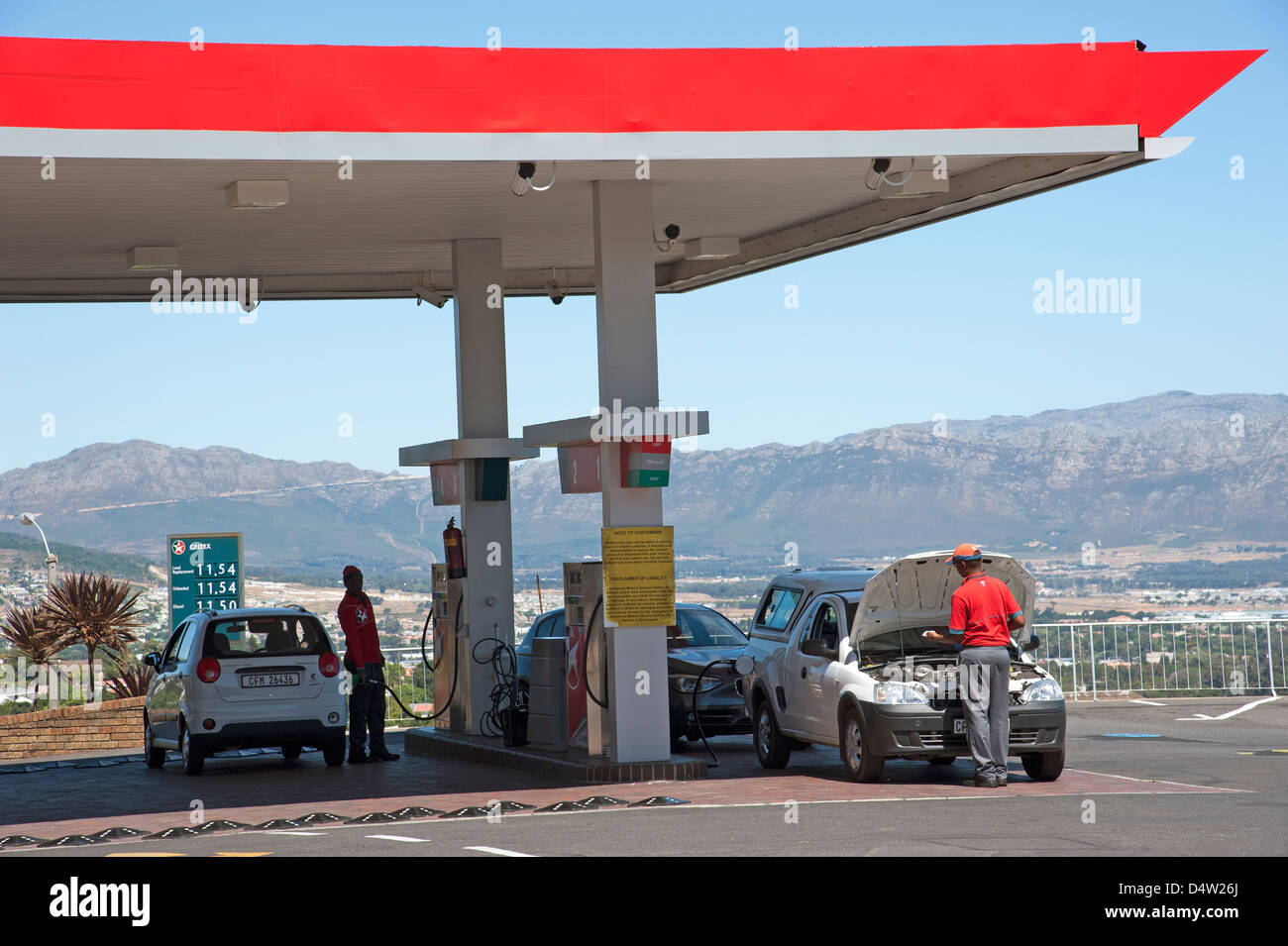 Filling Station Somerset West South Africa Hottentots Mountains Filling station somerset west south africa hottentots mountains