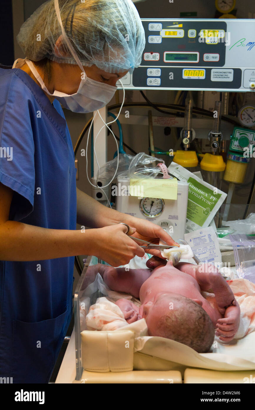 Cesarean in a hospital Stock Photo - Alamy