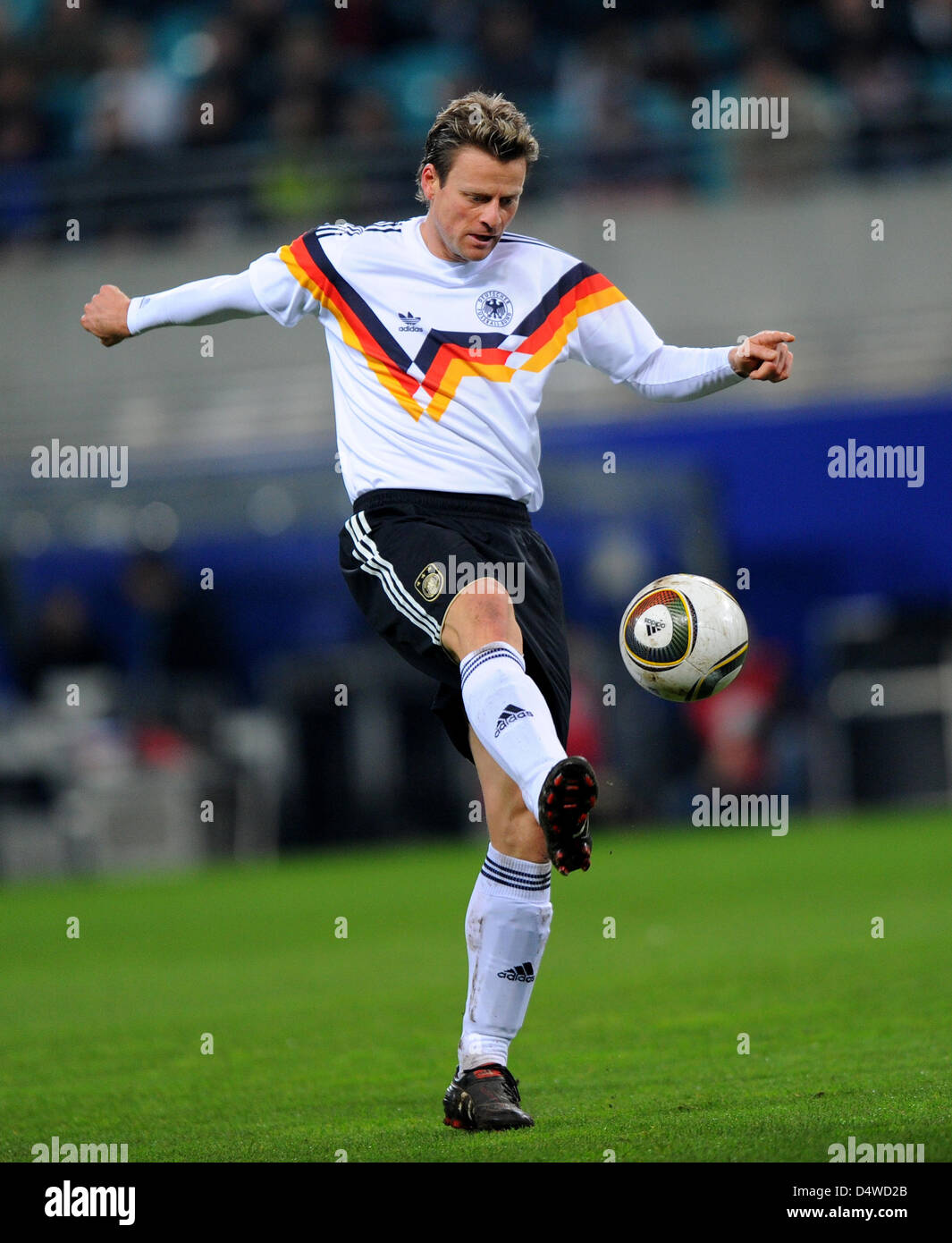 Christian Wörns, aufgenommen am Samstag (20.11.2010) im Rahmen des 'Spiel der Legenden' in der Red Bull Arena in Leipzig. Foto: Thomas Eisenhuth dpa / Z5326 Stock Photo