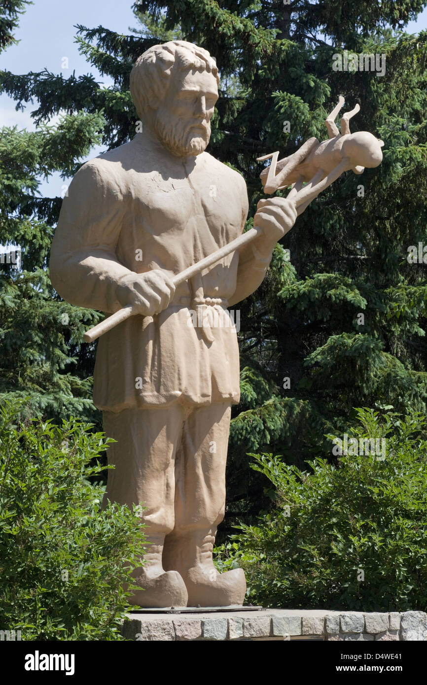 Statue of the legendary figure St. Urho, patron saint of the Finnish vineyard workers, in Menahga, Minnesota Stock Photo
